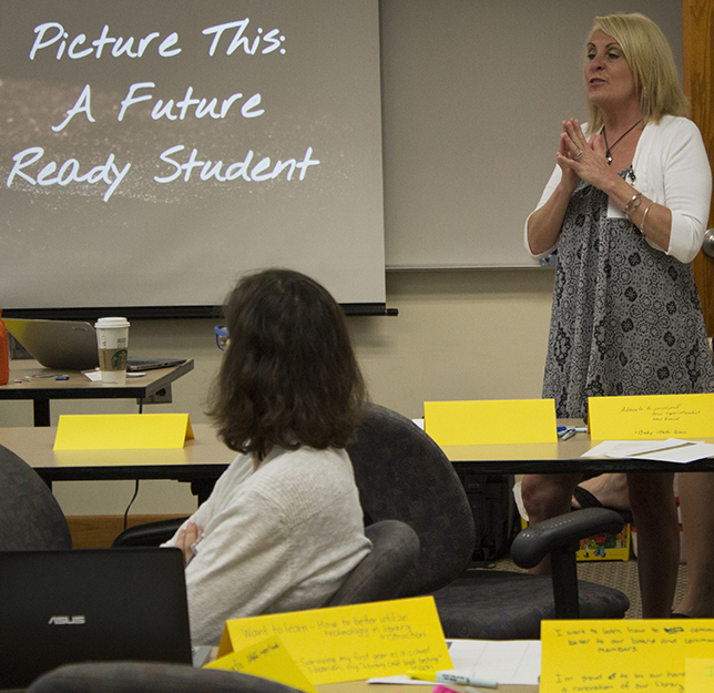 iSchool offers professional development opportunity for school librarians