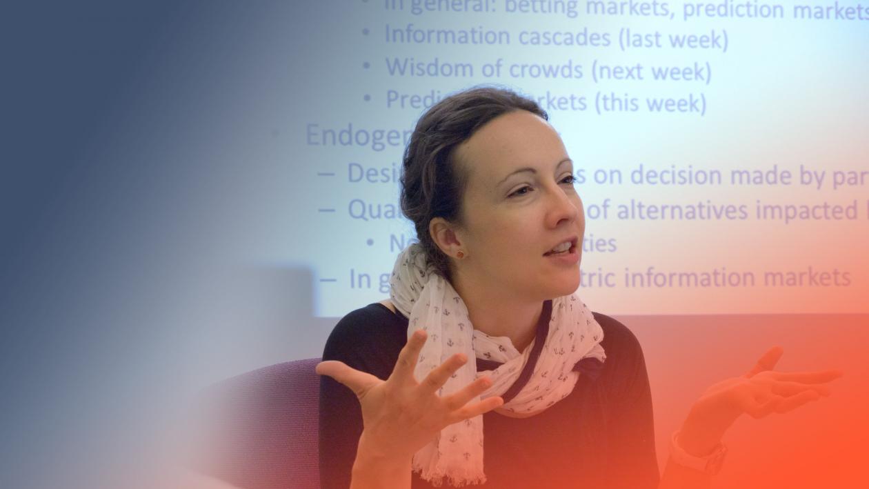 Associate Professor Jana Diesner delivers a lecture