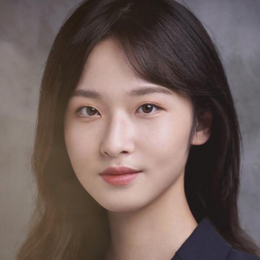 Yingyu Chen
