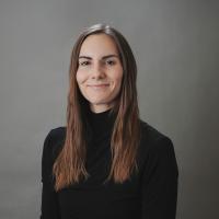 Sarah Griebel headshot